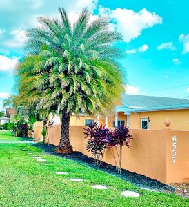 6557 Bluewater Ave, Sarasota, FL, 34231