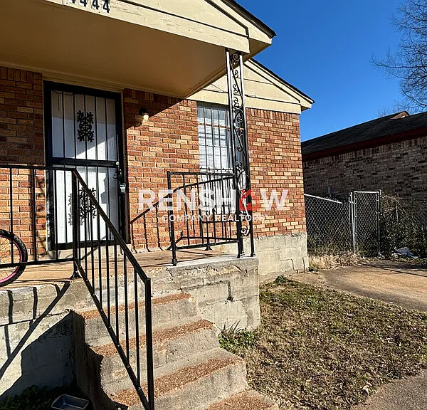 4444 Arnold Cv — Photo 2