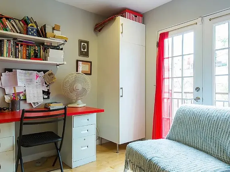 396 Dean St #2 — Photo 7