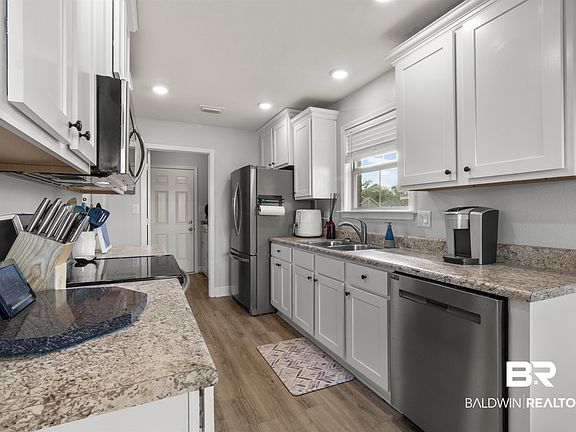 3rd image of 14554 Silver Oaks Loop