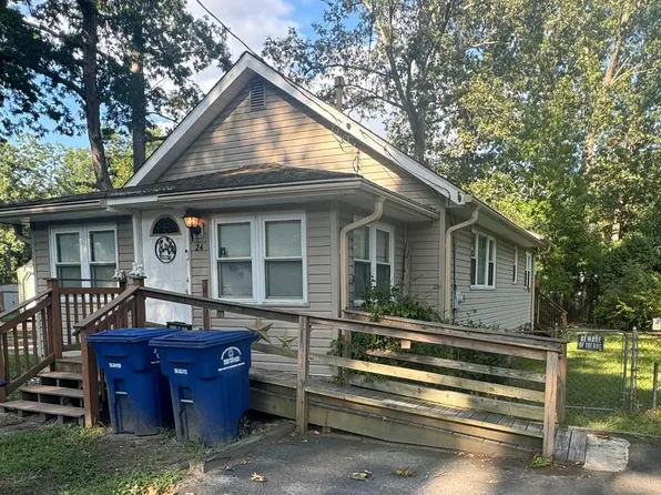 24 Hydrangea St, Browns Mills, NJ 08015