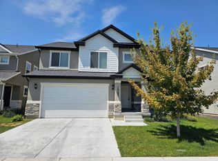 16292 S Coupler Ln, Bluffdale, UT 84065