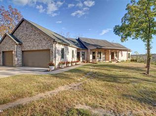 824 S Clark Ln, Elizabeth, IL 61028