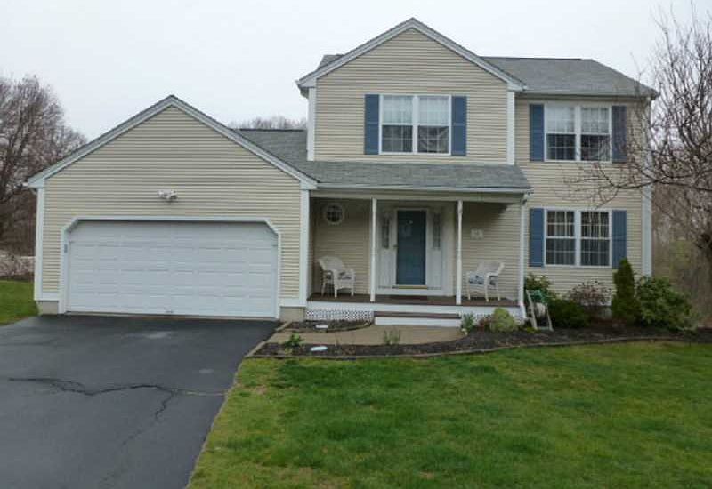 1st image of 14 Kathleen Ct