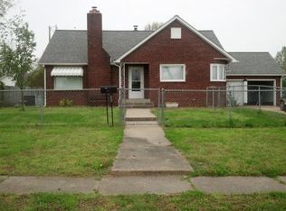 504 S Greenville St, Rector, AR 72461