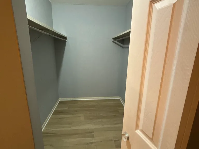 1463 Mercury Dr #412 — Photo 11