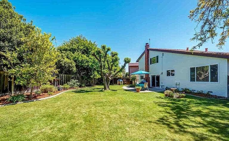 Spacious backyard
