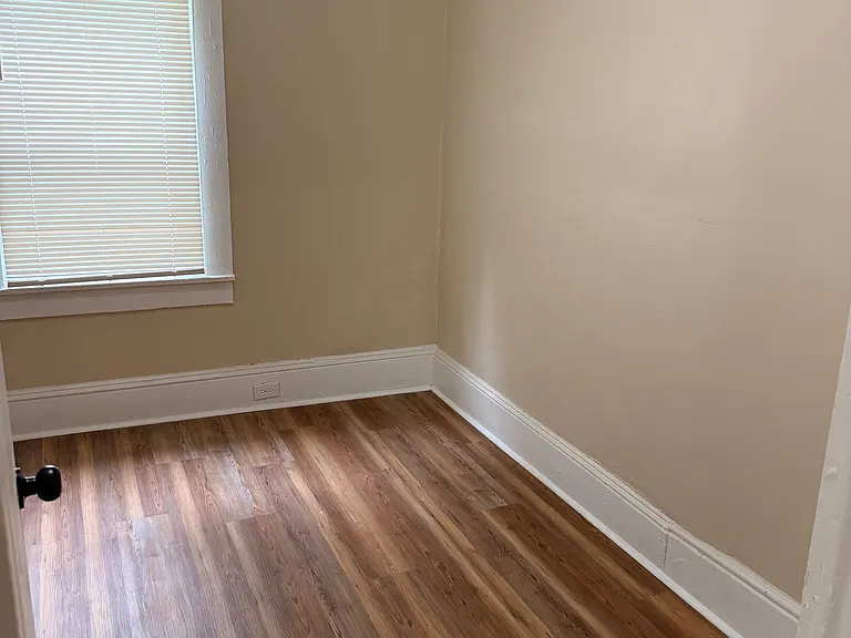 2417 Sink St — Photo 10