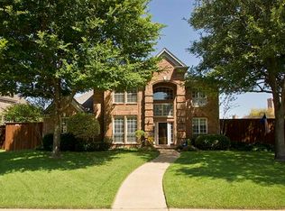 705 Glen Hollow Dr, Garland, TX 75044