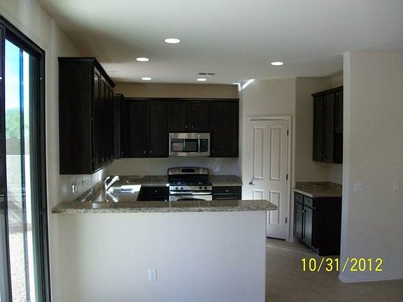 2nd image of 2927 E Canyon Bend St