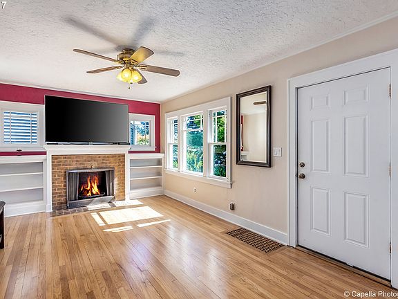 4th image of 2635 N Gammans Pl