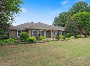 5 Edgehill Rd, Searcy, AR 72143