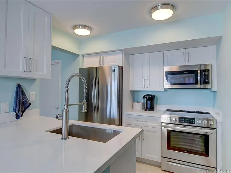 8302 Marina Villas Dr #8302 — Photo 19