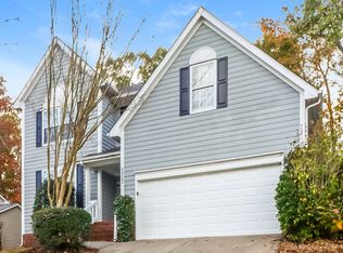 9922 Dunfries Rd, Matthews, NC 28105