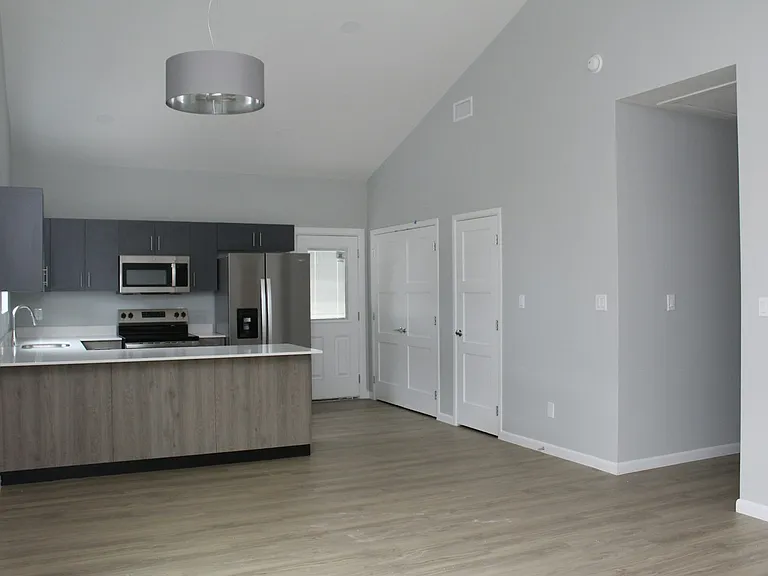 2608 Mockingbird Rd #3 — Photo 5