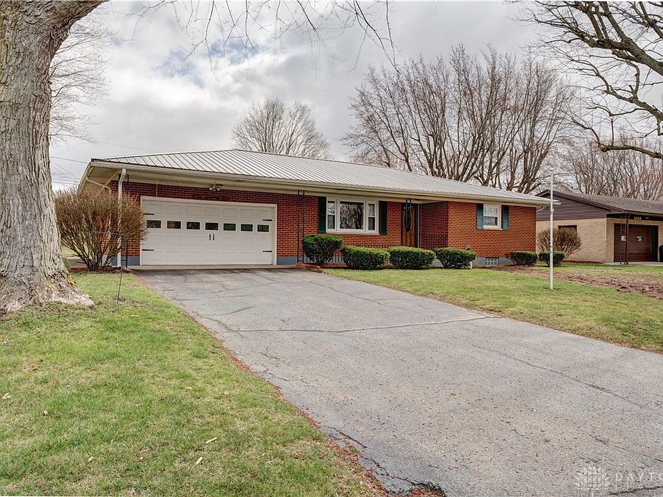 1st image of 1079 Donald Dr