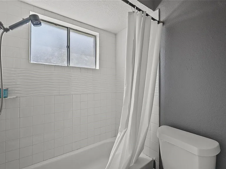 11731 Flushing Meadows Dr — Photo 19