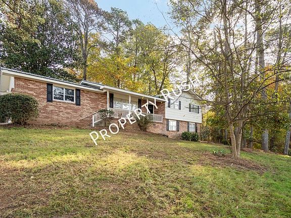 3rd image of 20 Linda Ln