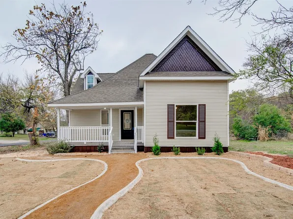 308 N Blanton, Whitewright, TX 75491