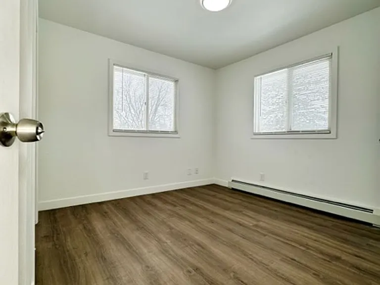 118 W Prairie St — Photo 9
