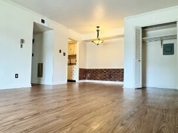 175 Malabu Dr, Lexington, KY
