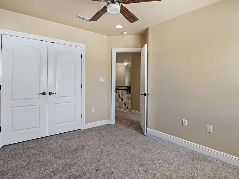 106 Dominica Ct — Photo 21
