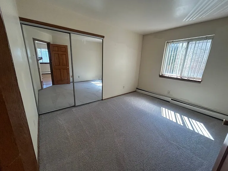 1620 Marshall — Photo 14