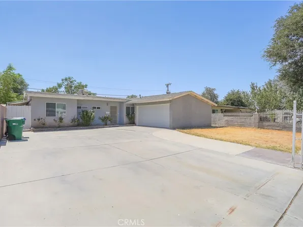 1050 W Avenue J13, Lancaster, CA 93534