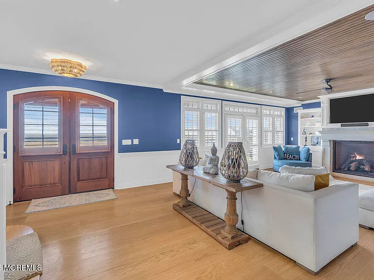 1302 Ocean Ave — Photo 8