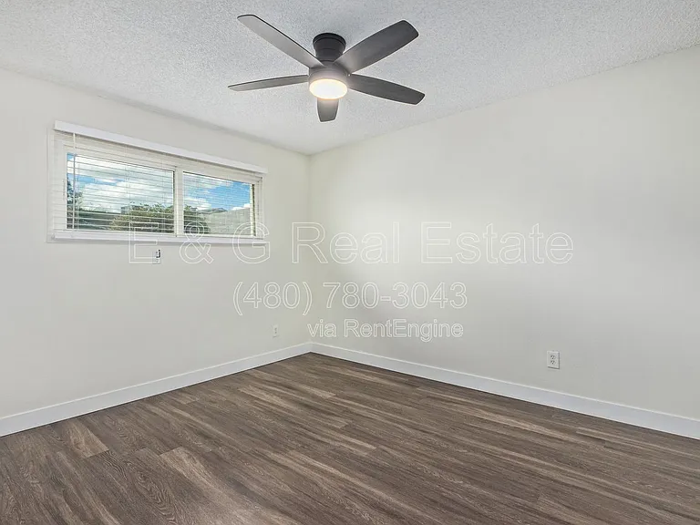 4414 S Newberry Rd — Photo 17