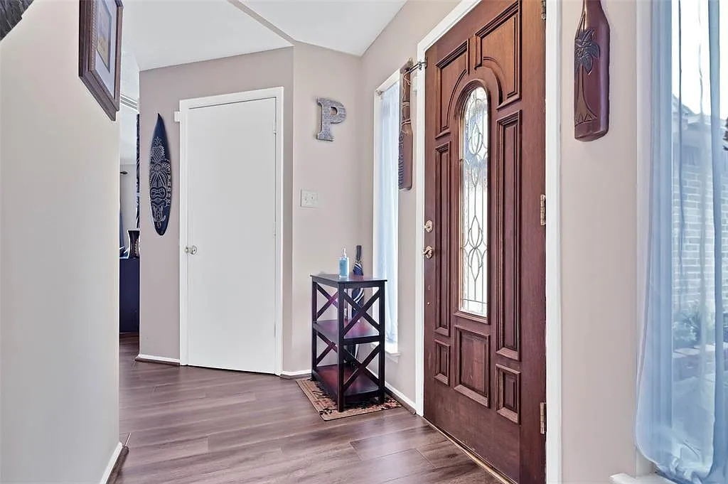 7251 Sonnet Glen Ln — Photo 3