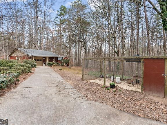 3rd image of 455 M Sanders Rd