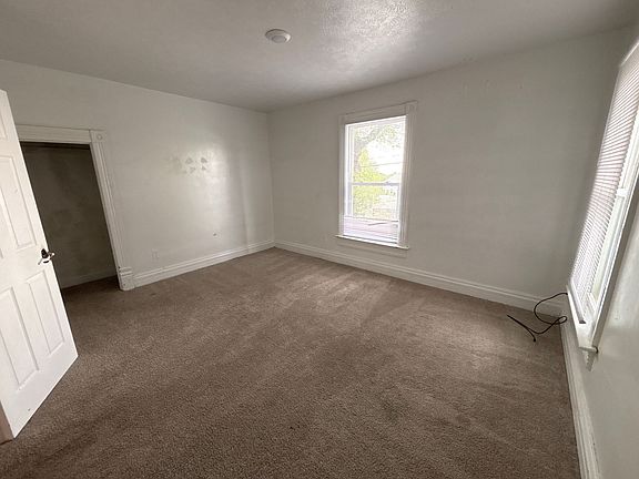 2nd image of 2415 E St APT 4