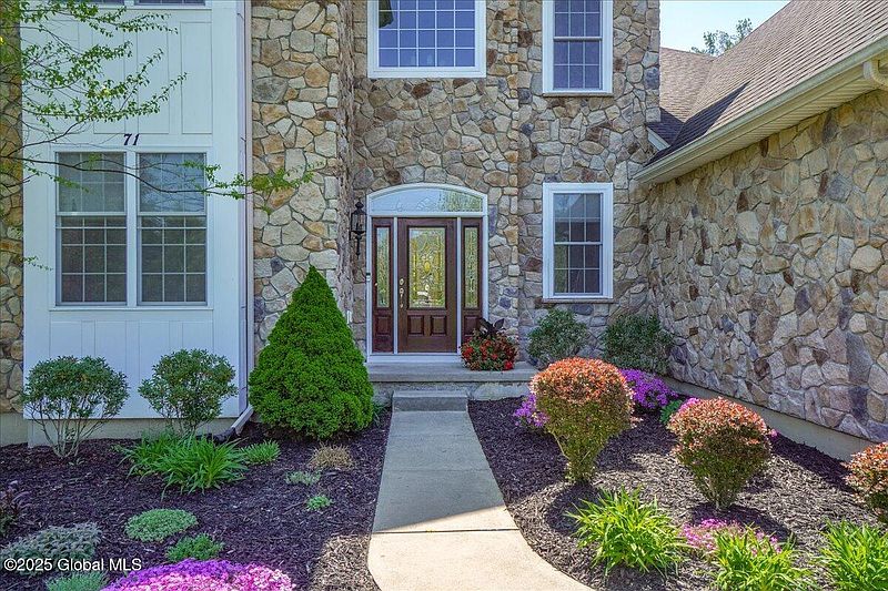 3rd image of 71 Stone Crest Drive
