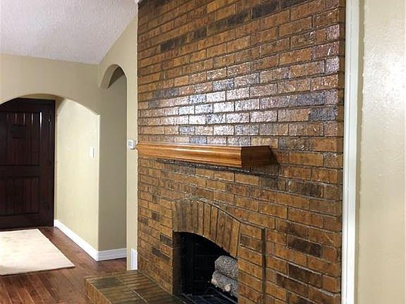 2nd image of 816 Courtland Dr