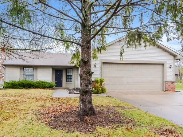 6210 Carrie Cir, Indianapolis, IN 46237