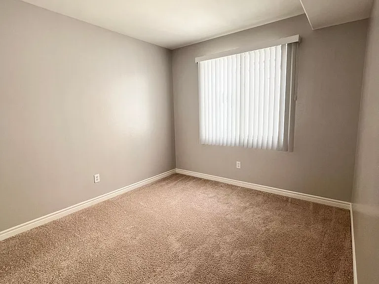 3686 Keystone Ave — Photo 24