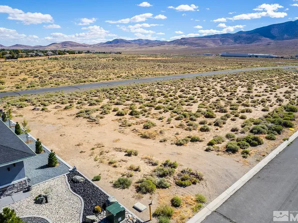 306 Yeager Ct, Dayton, NV 89403