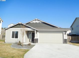 1952 NW Archer Dr, Hermiston, OR 97838