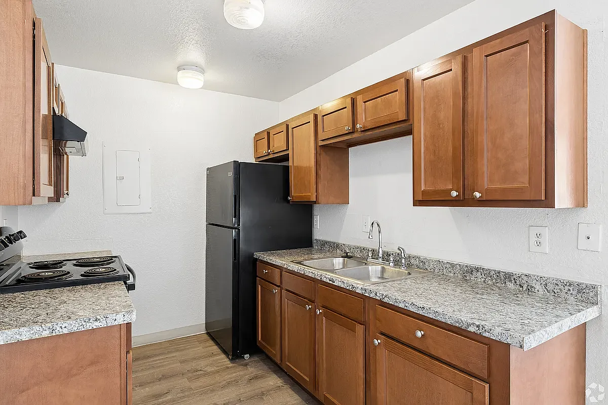 Studio, 400 sqft, $800 — Photo 1