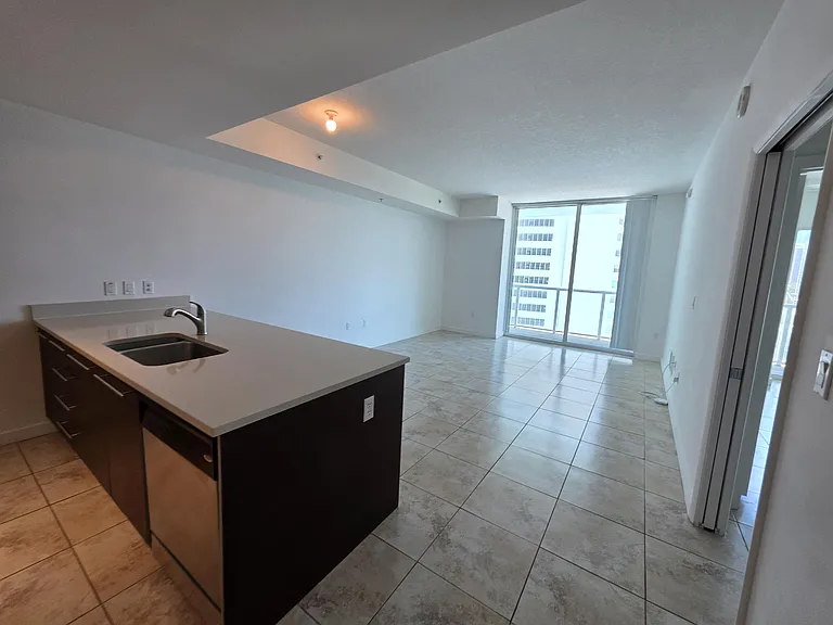 1900 N Bayshore Dr #1709 — Photo 35