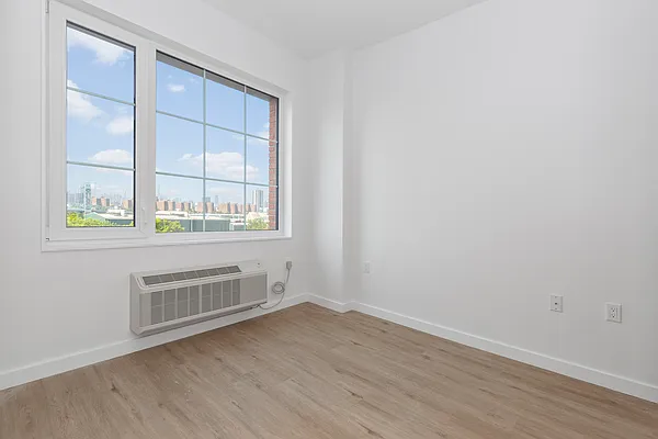 Rented by Nooklyn NYC LLC | media 97