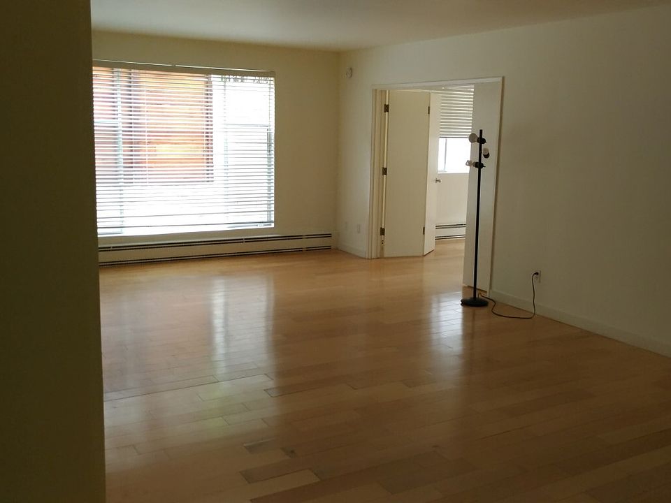 1st image of 10655 Wilshire Blvd #10444288