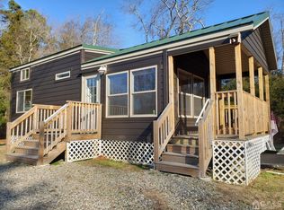 724 Monmouth Rd, Cream ridge, NJ 08514