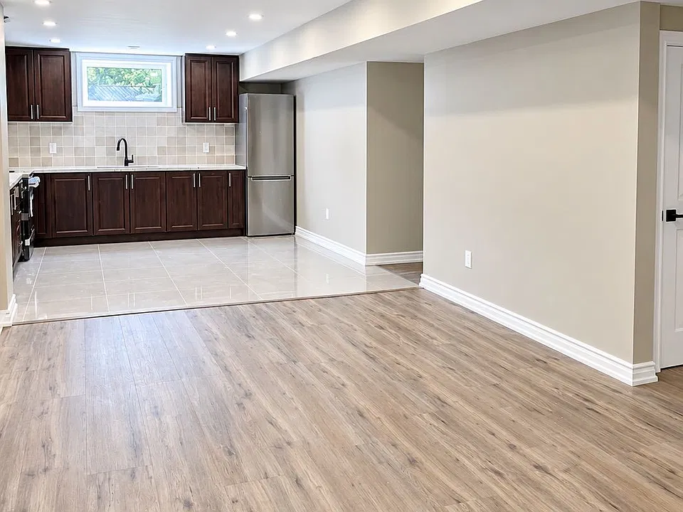 59 Cumber Ave #BASEMENT