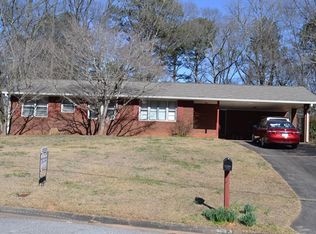 1013 Skylark Dr, Morrow, GA