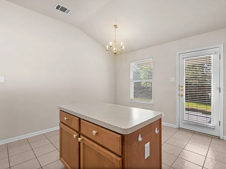 1322 Tumbling River Dr — Photo 11