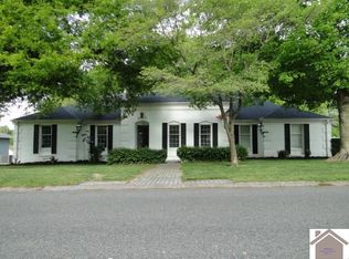 204 Erwin Dr, Mayfield, KY 42066