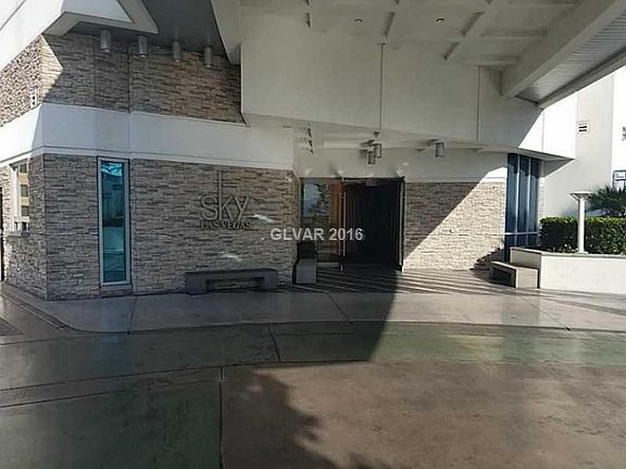2nd image of 2700 Las Vegas Blvd S Unit 1011