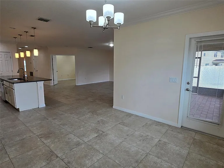 2246 Waukegan Dr — Photo 14